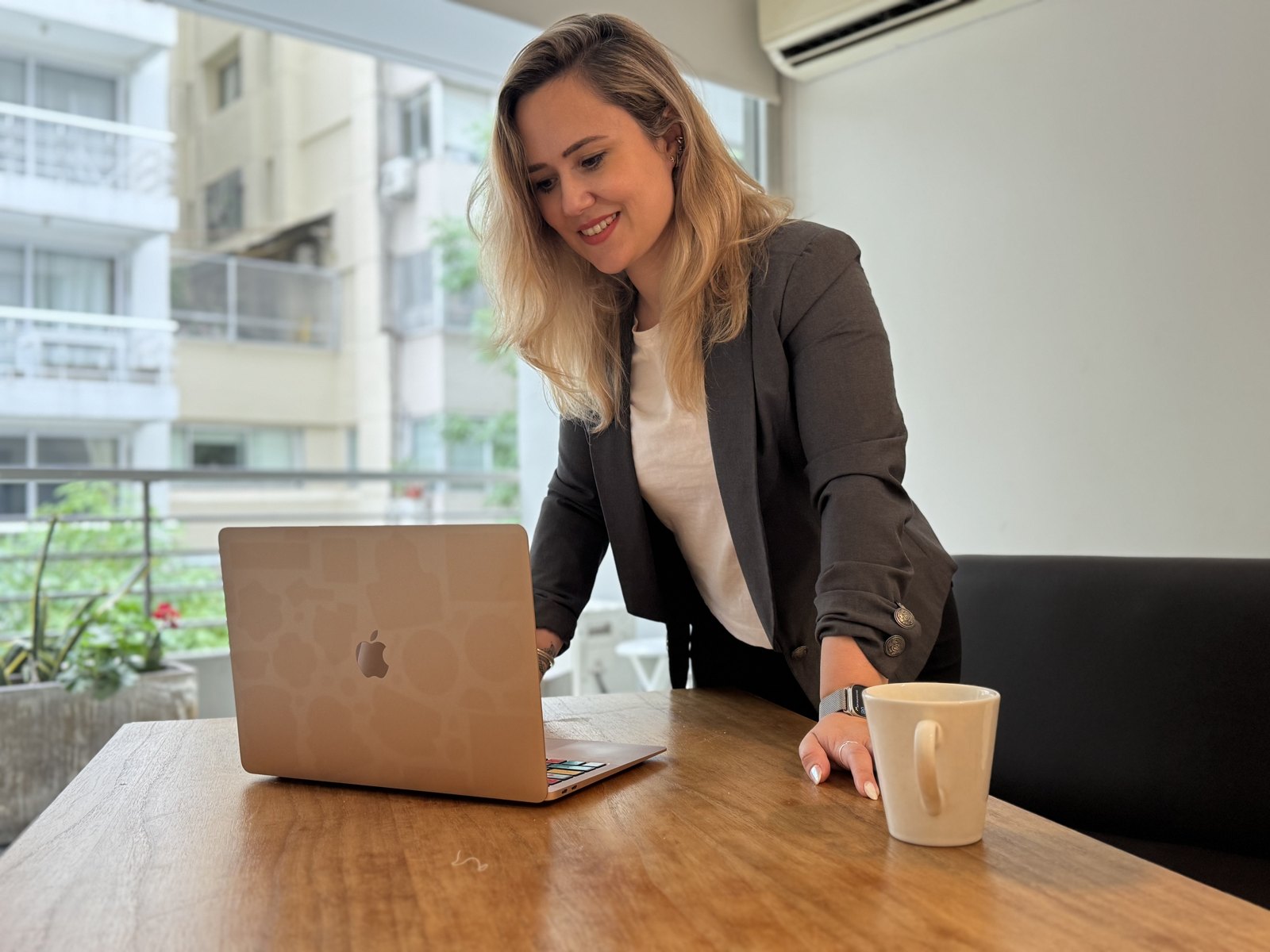 Marca personal para founders: cómo tu reputación abre puertas al negocio